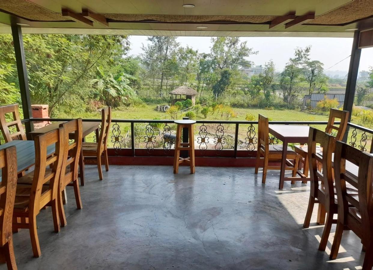The Glasshouse Hotel Kawasoti المظهر الخارجي الصورة