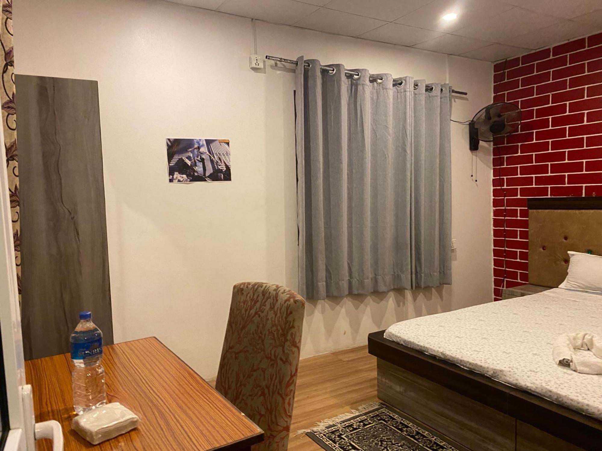 The Glasshouse Hotel Kawasoti المظهر الخارجي الصورة